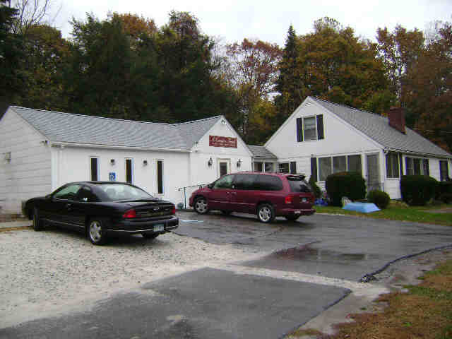 Building photograph for 121 LITCHFIELD RD